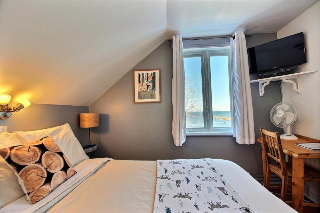 Les Pinsons Des Rives Bed & Breakfast La Malbaie Exterior photo