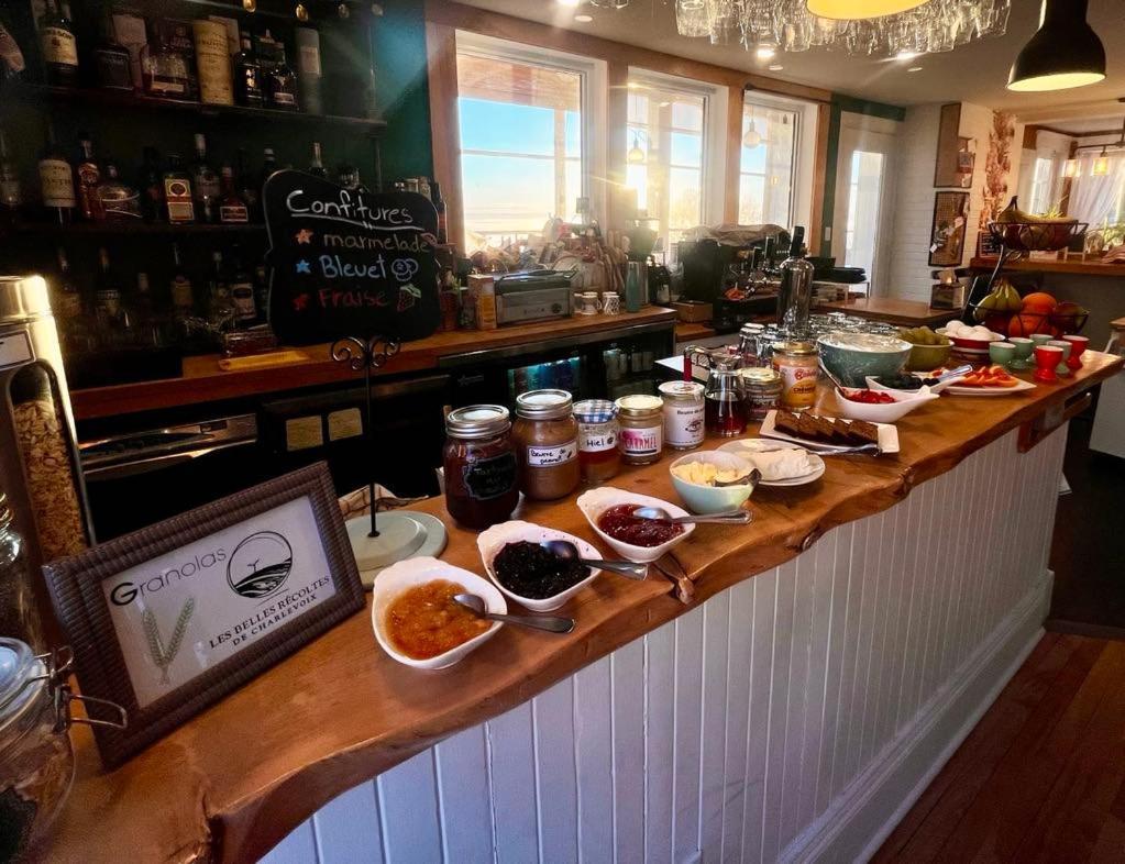 Les Pinsons Des Rives Bed & Breakfast La Malbaie Exterior photo