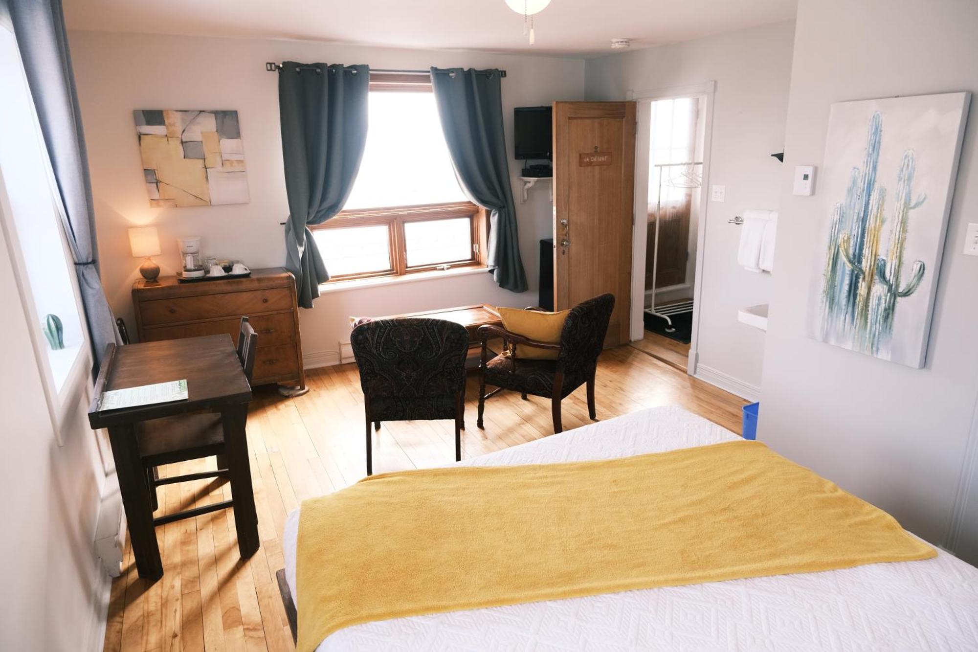 Les Pinsons Des Rives Bed & Breakfast La Malbaie Room photo