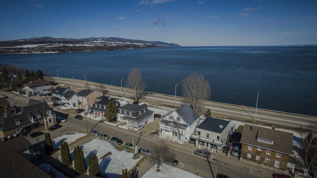 Les Pinsons Des Rives Bed & Breakfast La Malbaie Exterior photo